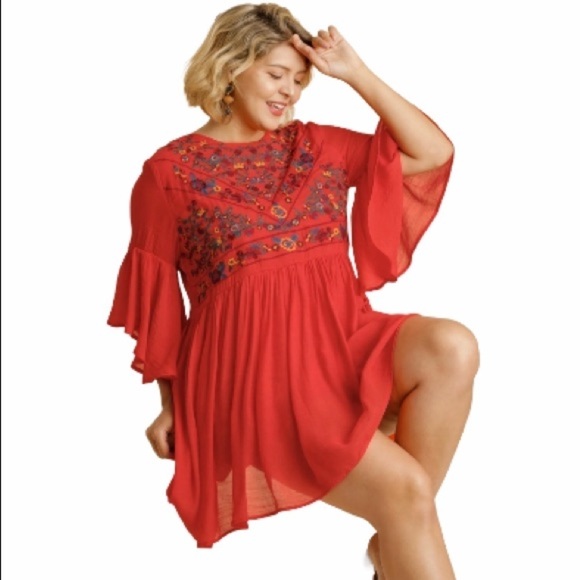 CLEARANCE- XL Umgee Women’s Floral Yoke Bell Sleeve Dress - Picture 3 of 6